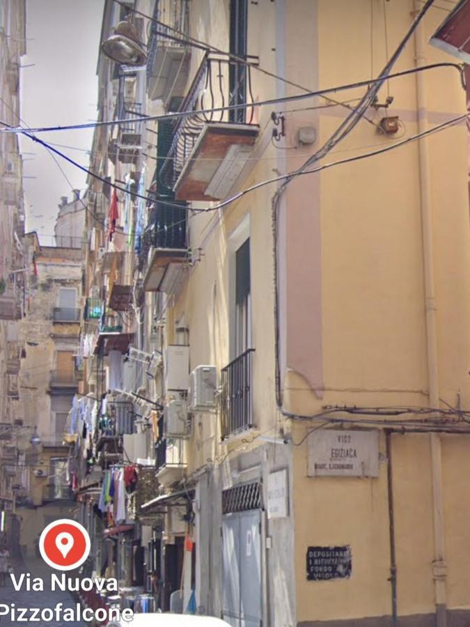 Il Posto Fisso Napoli Apartment Luaran gambar