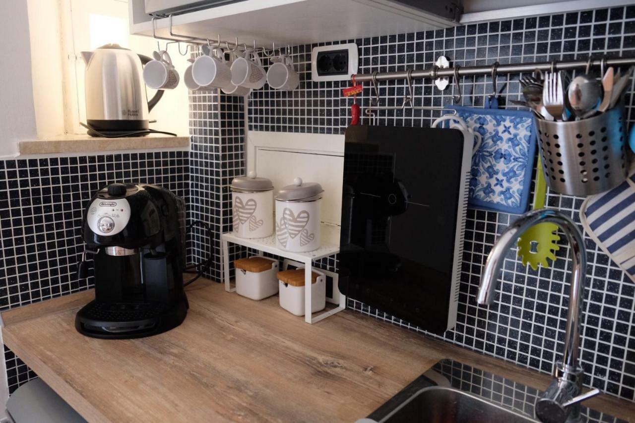 Il Posto Fisso Napoli Apartment Luaran gambar